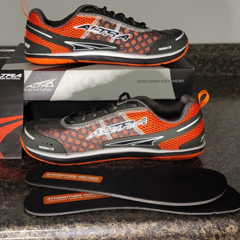 Altra Instinct 1.5 Running Shoe Men's size 9